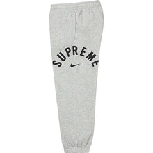 Supreme Nike Arc Sweatpant Grey